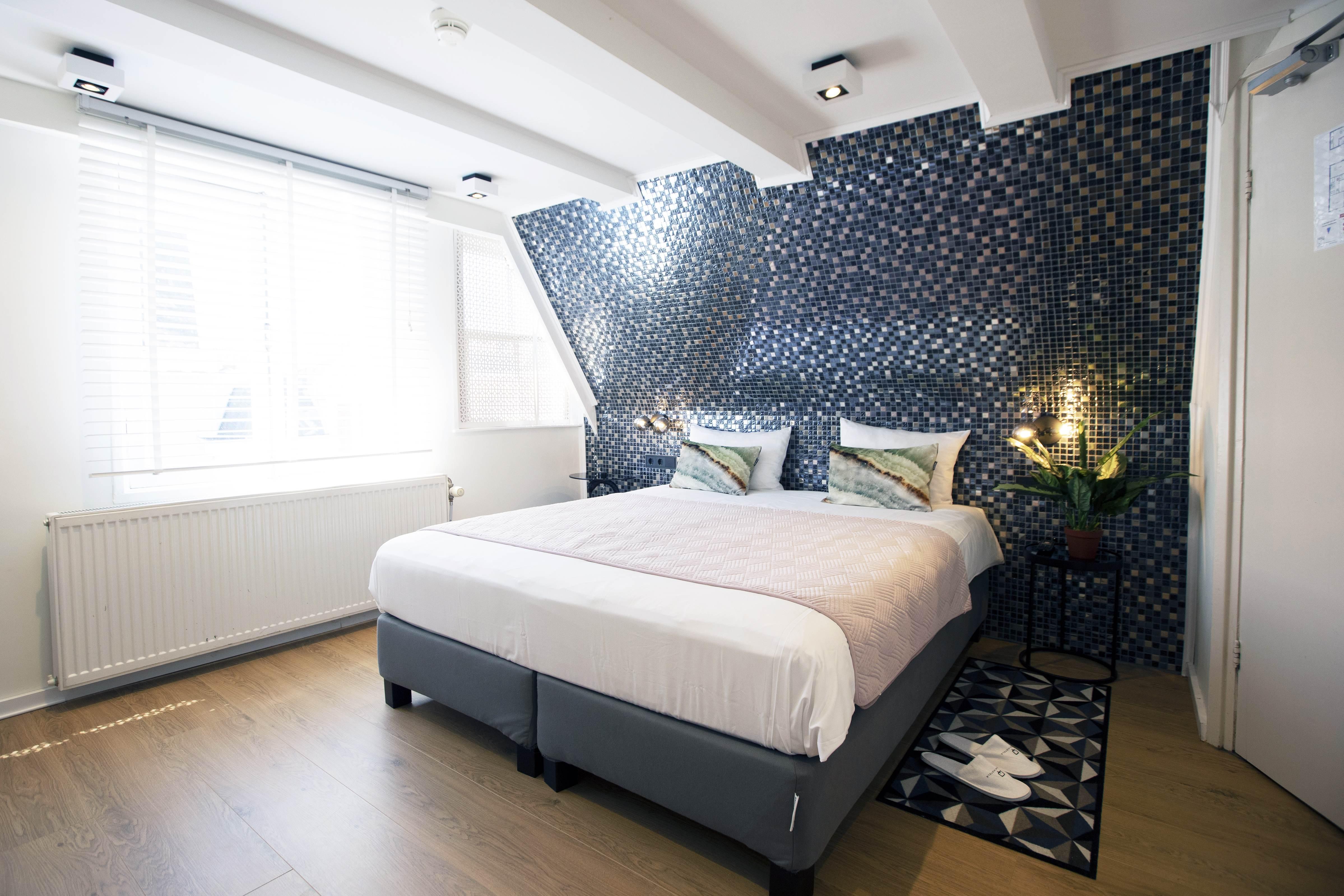 Quentin Golden Bear Hotel Amsterdam Exterior photo